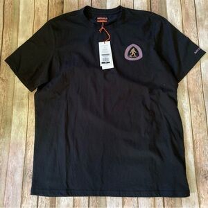 NWT Merrell Men’s Black Bigfoot Graphic Short Sleeve Tee Hike On! Size Lg